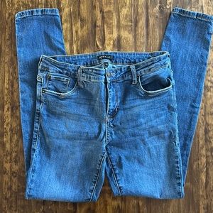 Women’s skinny jeans